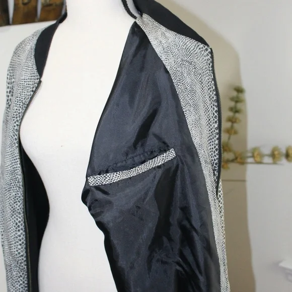 Robert Stock limited , bomber jacket 100% silk - Picture 7 of 9